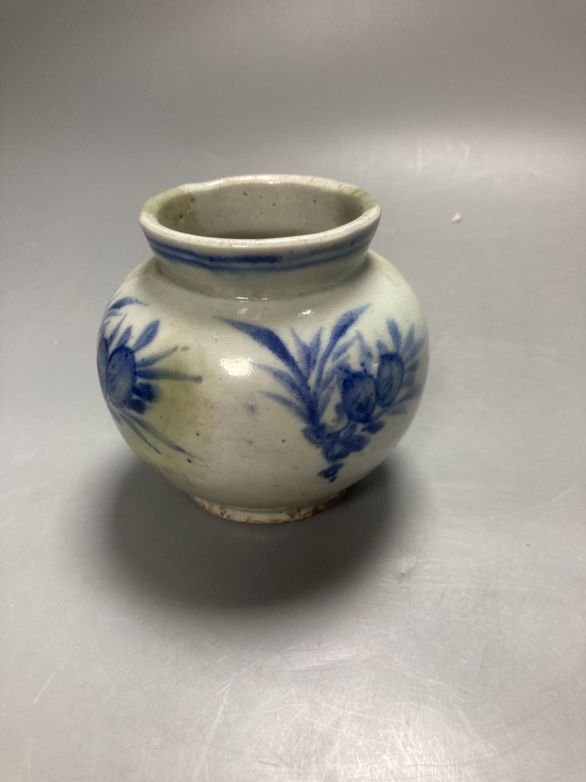 A 19th century Korean dish and vase